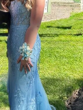 Beautiful Amarra Dress Light Blue